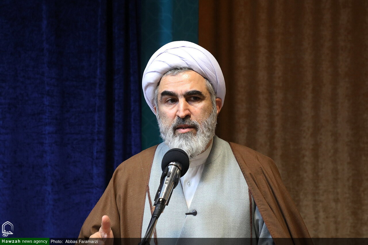 اجرای بیش از ۴۰۰ دوره تخصصی تبلیغ / «بلاغ مبین» رسالت غایی حوزه علمیه است