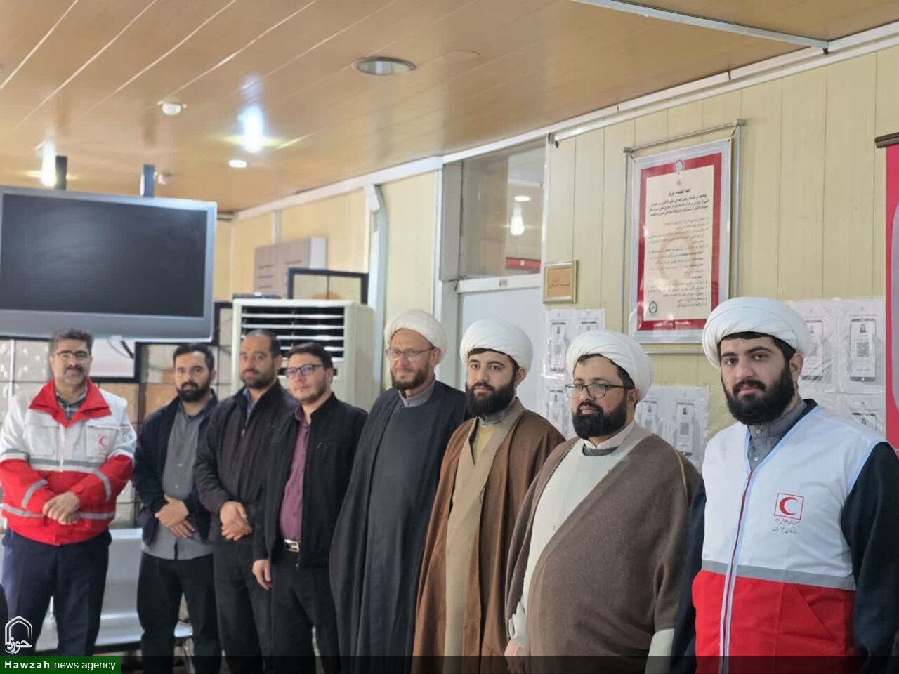 تصاویر / اهدا خون طلاب همدانی