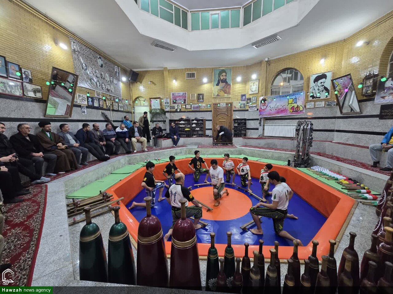 تجدید میثاق ورزشکاران تویسرکان با آرمان‌های انقلاب اسلامی+تصاویر