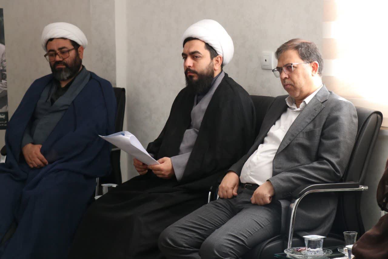 نشست شورای هماهنگی و گسترش فعالیت‌های قرآنی استان کرمان