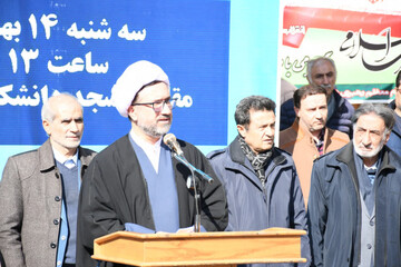 دشمنی با سپاه، دشمنی با استقلال کشور است