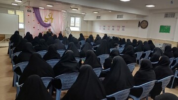 تصاویر/ مراسم ولادت امام زمان(عج) در مدرسه علمیه زینب کبری (س) ارومیه