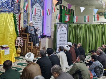 تصاویر/ برگزاری ویژه‌برنامه  نیمه شعبان در مسجد امام حسن مجتبی(ع) کامیاران