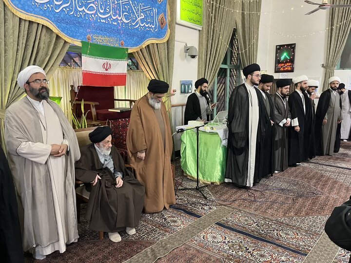 تصاویر/ برگزاری مراسم تلبس طلاب مدرسه علمیه قائم چیذر تهران