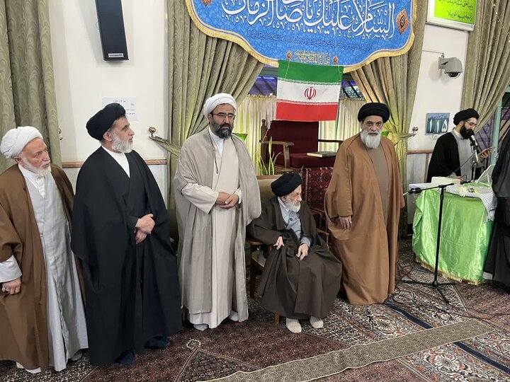 تصاویر/ برگزاری مراسم تلبس طلاب مدرسه علمیه قائم چیذر تهران