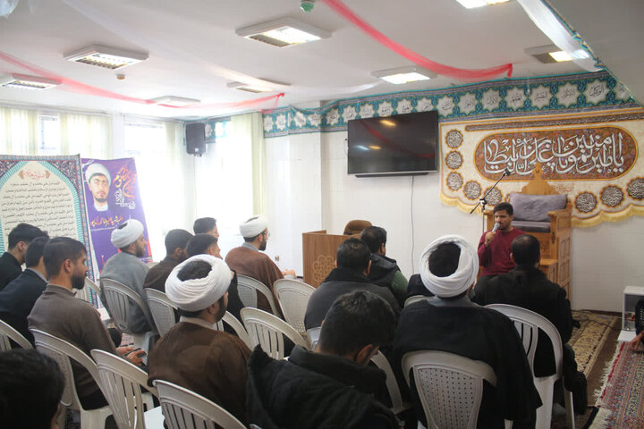 برگزاری مراسم جشن میلاد امام زمان در مدرسه‌علمیه‌امام مهدی(عج)