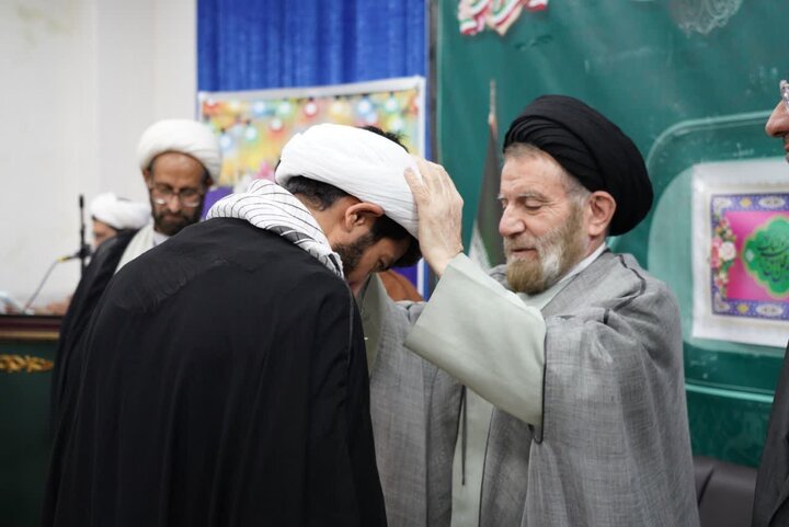 تصاویر/جشن تلبس طلاب حوزه علمیه استان لرستان