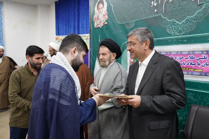 تصاویر/جشن تلبس طلاب حوزه علمیه استان لرستان