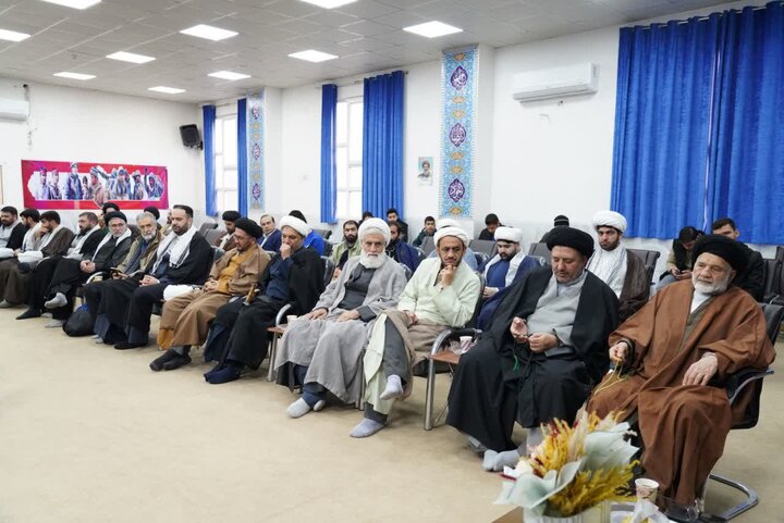 تصاویر/جشن تلبس طلاب حوزه علمیه استان لرستان