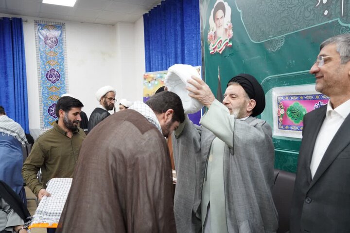 تصاویر/جشن تلبس طلاب حوزه علمیه استان لرستان