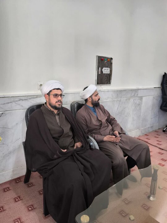 حضور مدیر حوزه علمیه کرمان در مدرسه علمیه امام صادق(ع) جیرفت
