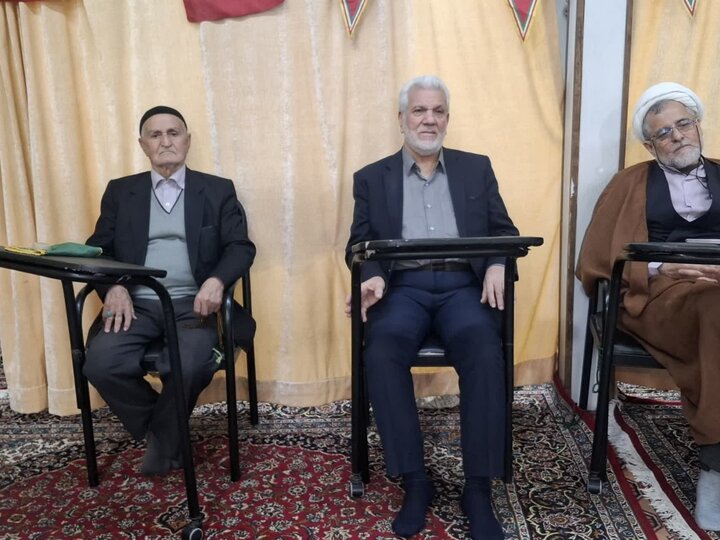 تصاویر/ جشن میلاد باسعادت حضرت مهدی(عج) از طرف نماینده ولی‌فقیه درمنطقه  کاشان