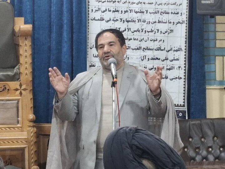 تصاویر/ جشن میلاد باسعادت حضرت مهدی(عج) از طرف نماینده ولی‌فقیه درمنطقه  کاشان