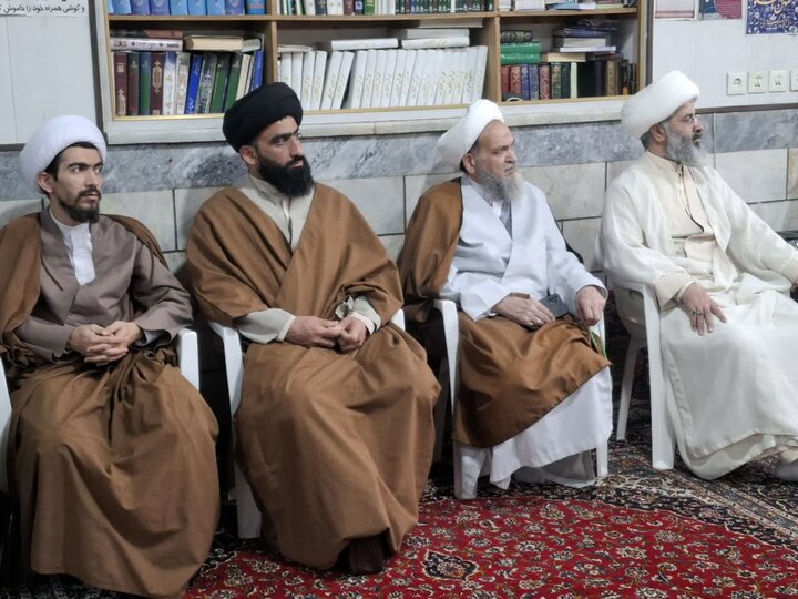 تصاویر/ جشن میلاد باسعادت حضرت مهدی(عج) از طرف نماینده ولی‌فقیه درمنطقه  کاشان