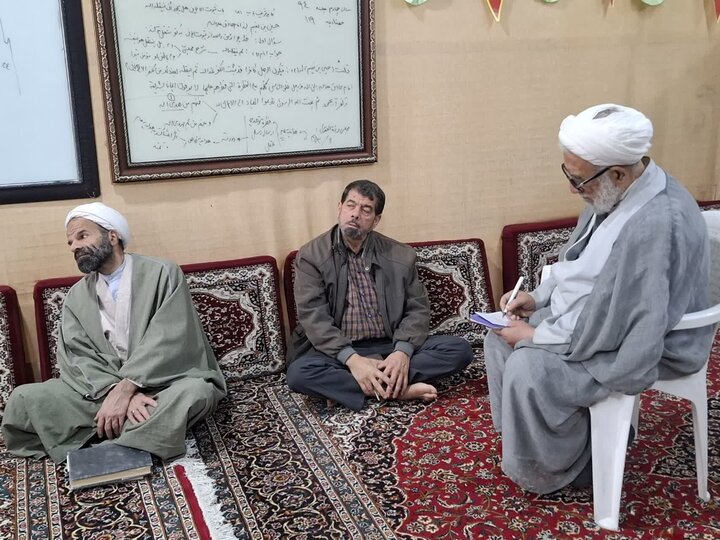 تصاویر/ جشن میلاد باسعادت حضرت مهدی(عج) از طرف نماینده ولی‌فقیه درمنطقه  کاشان