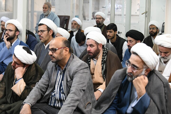 تصاویر |همایش روحانیون شهرستان دولت آباد