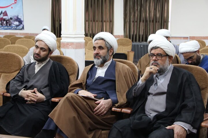 تصاویر / کارگاه توانمند سازی ائمه جماعات مساجد شهرستان ملایر