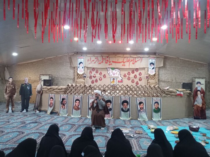 تصاویر/ مراسم طلیعه حضور طلاب حوزه علمیه خواهران استان بوشهر در اردوگاه مارد آبادان