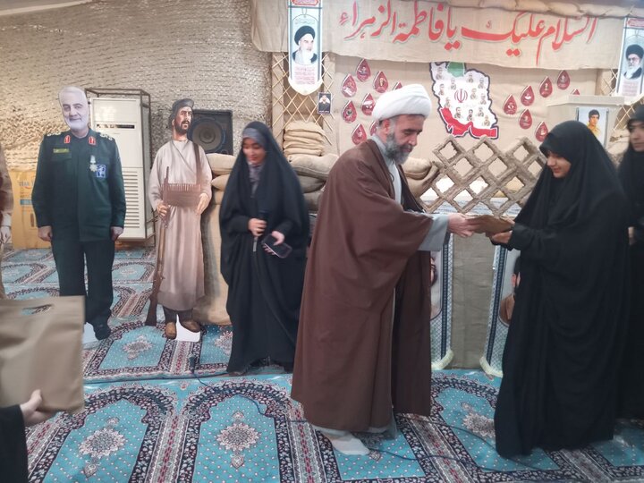 تصاویر/ مراسم طلیعه حضور طلاب حوزه علمیه خواهران استان بوشهر در اردوگاه مارد آبادان