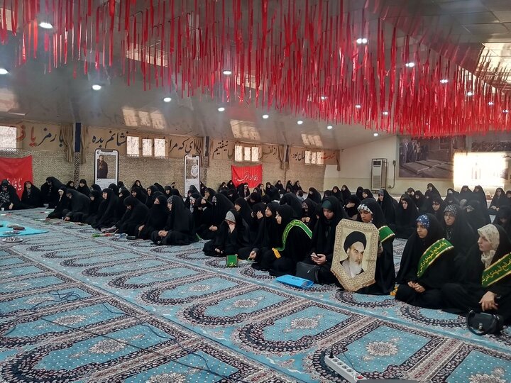 تصاویر/ مراسم طلیعه حضور طلاب حوزه علمیه خواهران استان بوشهر در اردوگاه مارد آبادان