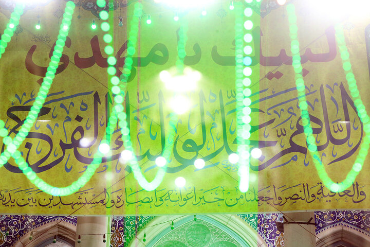حرم حضرت معصومه (س)در شب میلاد امام زمان(عج) چراغان شد