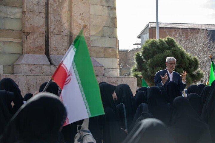 تصاویر/  طرح بوم گردی انقلاب در یزد