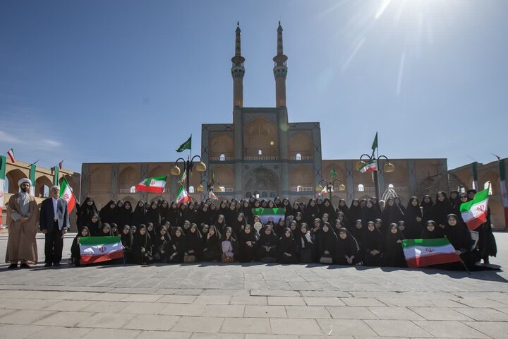 تصاویر/  طرح بوم گردی انقلاب در یزد