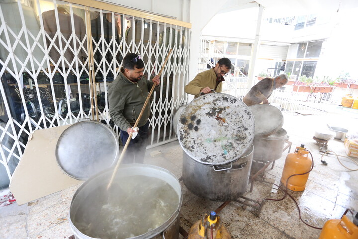 تصاویر / حال و هوای اصفهان در شب نیمه شعبان‎