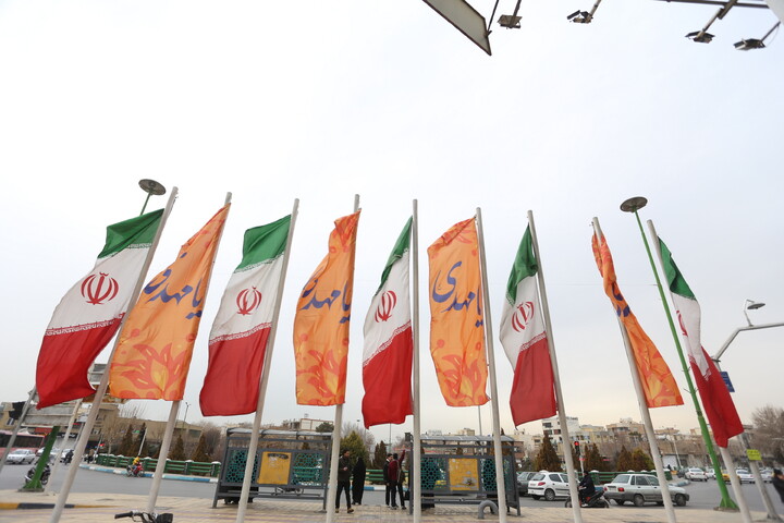 تصاویر / حال و هوای اصفهان در شب نیمه شعبان‎