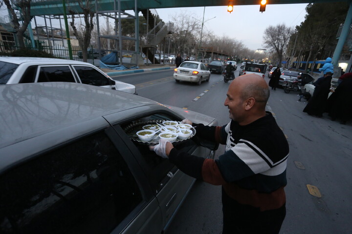 تصاویر / حال و هوای اصفهان در شب نیمه شعبان‎