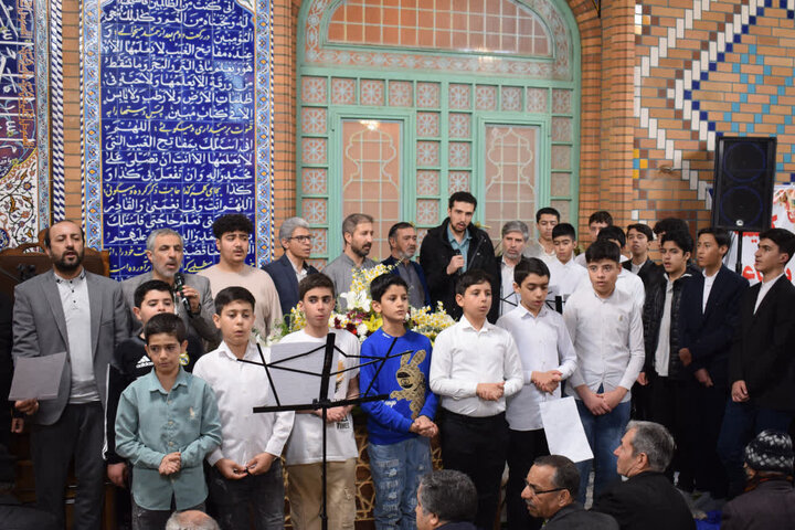 تصاویر/ جشن ولادت امام زمان(عج) و نیمه شعبان در مسجد حضرت قائم(عج) بیجار