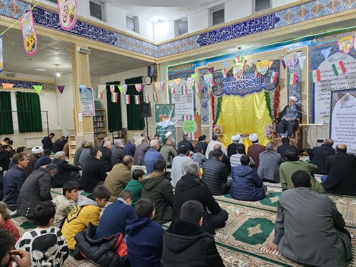 تصاویر/ برگزاری ویژه‌برنامه جشن بزرگ نیمه شعبان در مسجد امام حسن مجتبی(ع) کامیاران