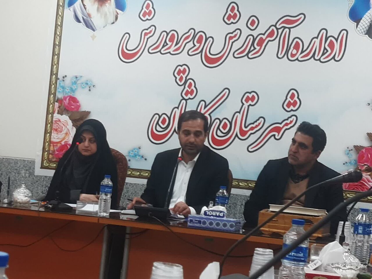 تقدیم114شهید دانش آموز آموزش و پرورش کاشان در دوران دفاع مقدس به انقلاب و میهن اسلامی