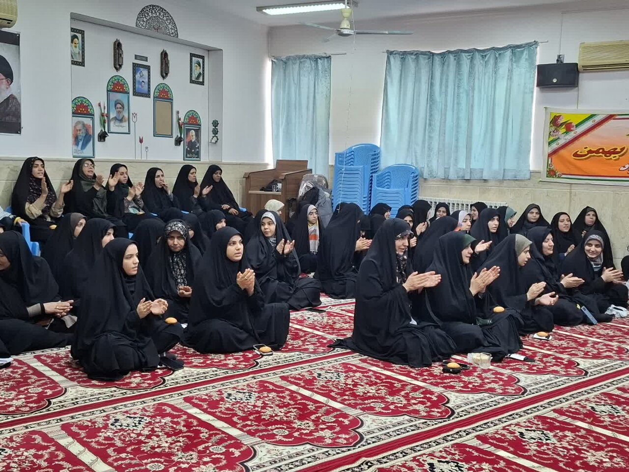 گرامیداشت میلاد باسعادت حضرت ولیعصر(عج) در مدرسه علمیه خواهران اردکان