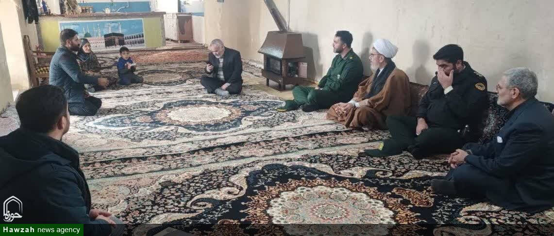 عزت امروز ایران اسلامی مرهون خون پاک شهدا است+تصاویر