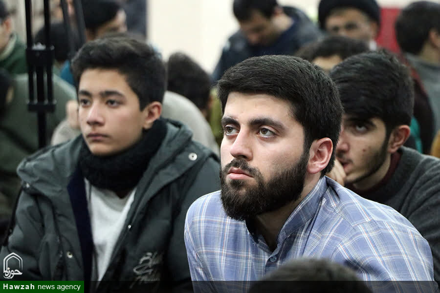 انسان مؤمن، مأمن جامعه است