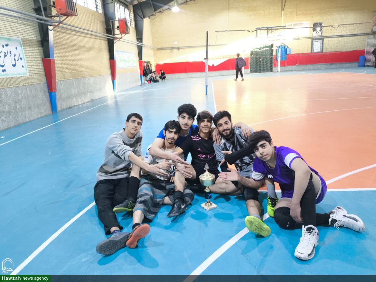 مسابقات ورزشی مدرسه علمیه ولی عصر