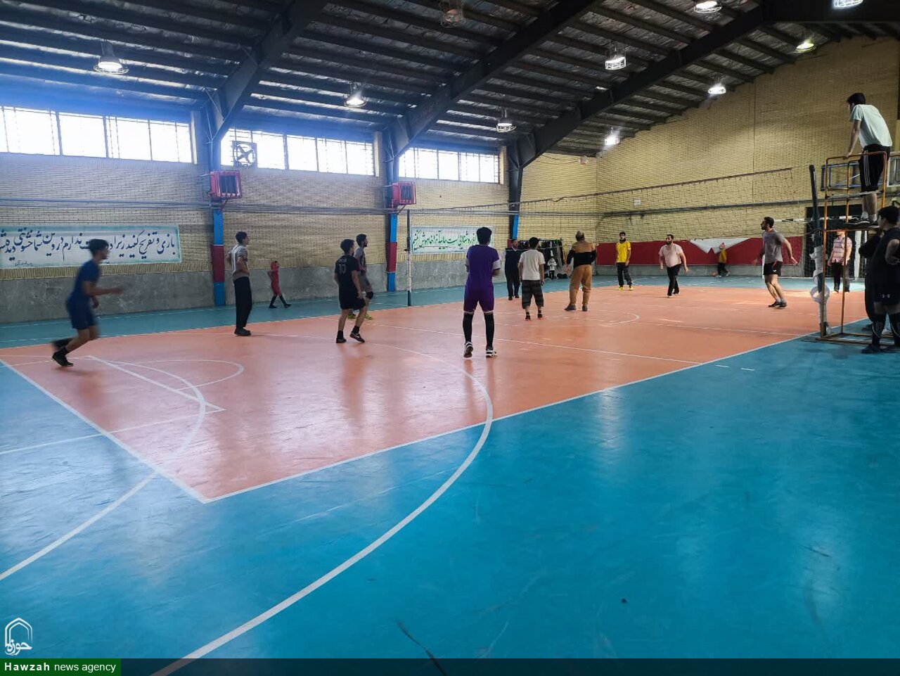 مسابقات ورزشی مدرسه علمیه ولی عصر