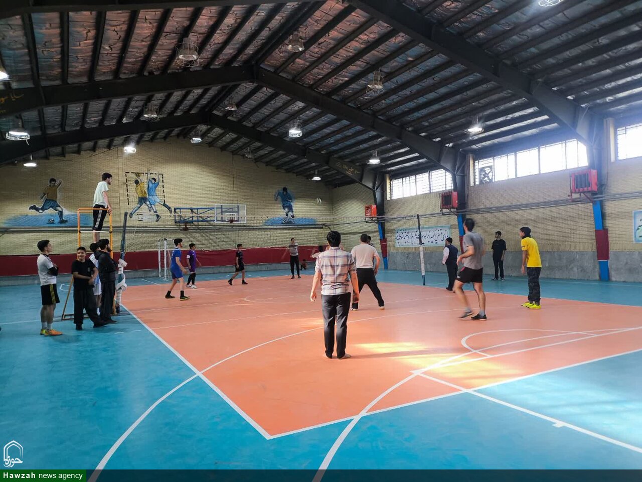 مسابقات ورزشی مدرسه علمیه ولی عصر