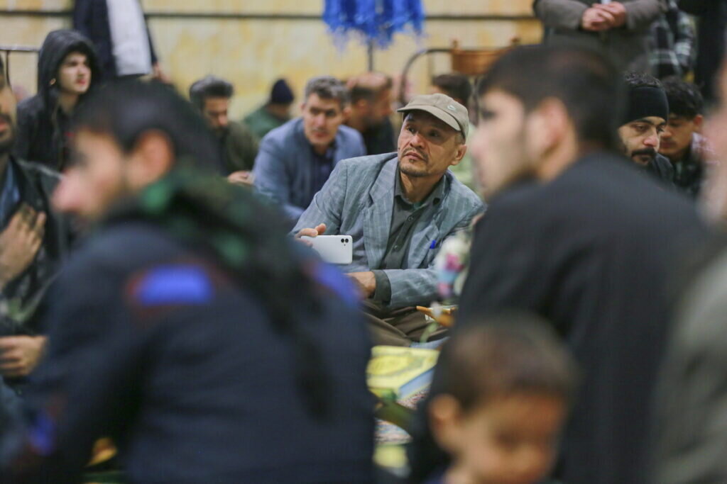 برپایی کرسی تلاوت قرآن توسط خادمان حرم بانوی کرامت در مسجد مقدس جمکران