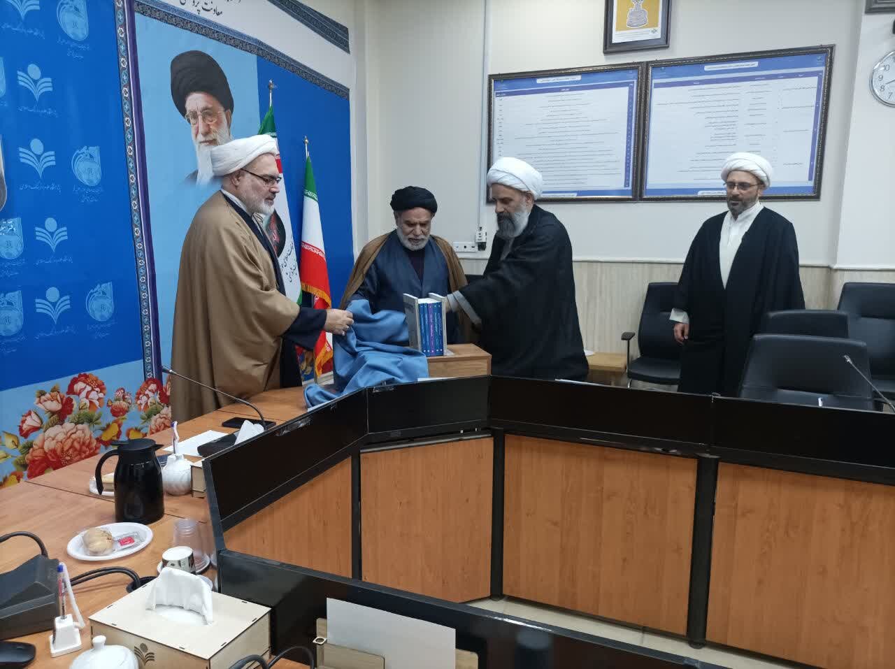 از ۷ اثر جدید پژوهشکده اخلاق و معنویت رونمایی شد