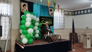 هویت طلبگی به‌ عنوان نقطه پیوند معنویت و علم است+تصاویر