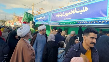 فیلم| حضور باشکوه مردم‌ نهاوند در مراسم نیمه شعبان