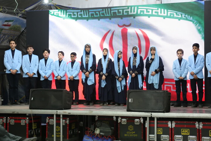 تصاویر/ حال و هوای بلوار پیامبر اعظم در شب نیمه شعبان