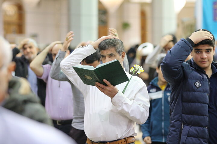 برپایی جشن شب میلاد امام زمان(عج) در حرم بانوی کرامت