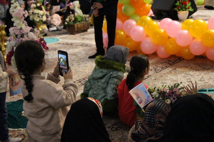 جشن میلاد امام زمان(عج) ویژه کودکان در حرم بانوی کرامت