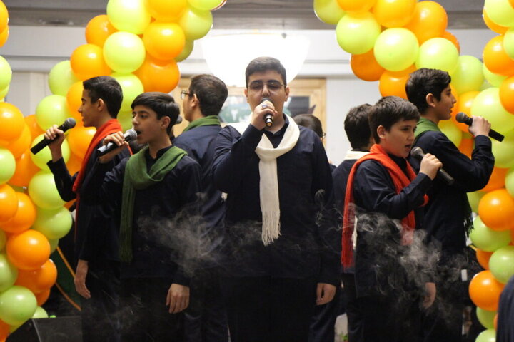 تصاویر/ ویژه برنامه میلاد امام زمان(عج) ویژه کودکان در حرم بانوی کرامت