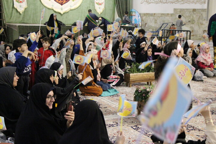جشن میلاد امام زمان(عج) ویژه کودکان در حرم بانوی کرامت