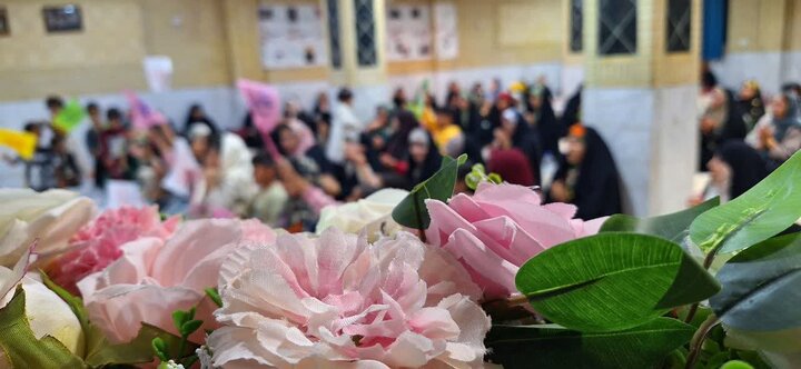 تصاویر/  برگزاری مراسم جشن نیمه شعبان در حوزه علمیه خواهران کنگان