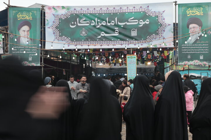 تصاویر/ پخت کباب ترکی در موکب امامزادگان قم